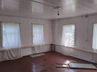 1/3 Доля дома 60 кв.м и 1/3 доля участка 3000 кв.м, Новосибирская обл., с. Сурково. Право общей долевой собственности (доля в праве – 1/3) на жилой дом, назначение: жилое, общей площадью 60 кв.м., этажность: 1, в т.ч. подземных этажей – 0, кадастровый №54:24:050901:101, расположенный по адресу…