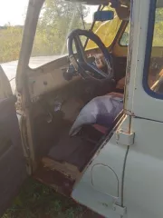 Легковой автомобиль марки УАЗ331512, год выпуска 1992, VIN XTT315120N0357555, ГРЗ В835НХ22 двигатель, кузов 136964 1111, Шасси 357555, мощность двиг. л.с.  кВт  95,0 70 . Не движимый стоит на вечном учёте, так как при постановке на учёт требовали прохождение экспертизы.