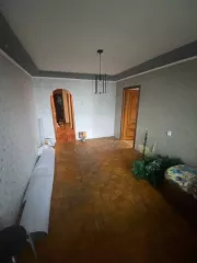 Квартира общей площадью 51,2 кв. м, расположенная по адресу: Владимирская область, г. Ковров, Муромская ул., д. 25, кв. 9. Кадастровый номер: 33:20:014202:1731.