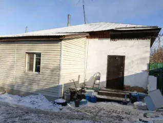 19/41 доли в жилом доме 85.9 кв.м и земельный участок 662 +/- 9 кв.м, Чита Вид объекта недвижимости: Здание Кадастровый номер: 75:32:010640:62 Назначение объекта недвижимости: Жилой дом Виды разрешенного использования объекта недвижимости: жилое Адрес: Забайкальский край, г. Чита, ул…