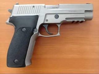 Огнестрельное оружие ограниченного поражения P226T TK-PRO, кал. 10/28, № 2126Т4801