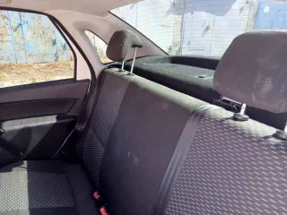 Lada Granta 2017 года, 106.1 л.с., пробег 172263 км. VIN/ПТС: 63OT9664662812201710 / XTA219070J0522812. Автомобиль в удовлетворительном техническом состоянии, имеются следы эксплуатации, притертость на правом заднем крыле, сколы по кузову и бамперах.