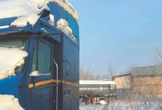 Freightliner FLC1200, 2000, Седельный тягач, Automobile "Freightliner FLC1200", седельный тягач, VIN 1FUYSSEB61LG21113, 2000 г.в.