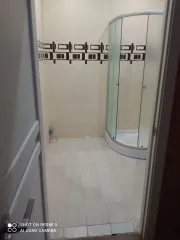 Земельный участок 1269 м² и дом 106.8 м² в Республике Башкортостан. Земельный участок, общей площадью 1269м2, расположенного по адресу: Республика Башкортостан, Иглинский район, Калтымановский с/с, с. Алаторка, Заречная ул., д. 21/5, кадастровый (условный) номер: 02:26:080204:194. Жилой дом, общей…