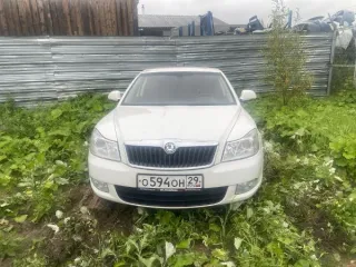 Skoda Octavia 2013 транспортное средство Skoda Octavia, 2013 года выпуска, цвет – белый, VIN TMBCA41Z5D2125360, государственный номер О594ОН29 1 штука (шт) VIN номер: TMBCA41Z5D2125360 Назначение: pryamie Марка: Skoda Вид транспорта: Легковой Год выпуска: 2013 Модель: Octavia