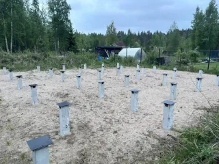 Земельный участок 1200 кв.м., Ленинградская обл. Земельный участок, расположенный по адресу: Ленинградская область, Приозерский район, Ларионовское сельское поселение, массив Моторное, СНТ "Астра" Описание: площадь 1200.0 кв.м., категория земли сельскохозяйственного назначения, разрешенное…
