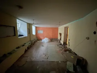 Нежилое помещение 84.3 кв.м в Санкт-Петербурге по адресу: пер. Басков, д. 10, литера А, пом. 2-Н. Назначение: нежилое, этаж: подвал, кадастровый номер 78:31:0001215:2467. Право собственности подтверждается записью в ЕГРН от 10.03.2011 № 78-78-42/020/2011-017.