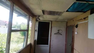 Дом 75,9 кв.м и участок 634 кв.м, Хакасия. Дом 75,9 кв.м. и земельный участок 634 кв.м. в Хакасии. Земельный участок площадью 634кв.м., с кадастровым номером 19:10:010501:681, с одноэтажным жилым домом площадью 75,9кв.м., с кадастровым номером 19:10:010501:690, расположенные по адресу: Республика…