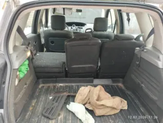 Renault Scenic 2007 года, 113 л.с., 200000 км. Легковой автомобиль, марка: RENAULT, модель: SCENIC AUC16 110 96, год изготовления: 2007, цвет: светло-серо-голубой, VIN: VF1JM1B0H37998547, ПТС: 77ТО 531160, г/н: Н090ВХ60, модель двигателя: K4MD812, тип двигателя: бензиновый, двигатель №: D135828