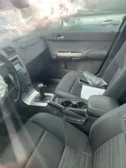 Volvo S40 2004 транспортное средство Volvo S40, VIN YV1MS664252053107, регистрационный номер MEL 811 LT, 2004 г.в., с ключом зажигания от транспортного средства Volvo S40 и документами вид транспорта: автомобиль год выпуска: 2004 государственный регистрационный знак: // VIN номер: YV1MS664252053107…
