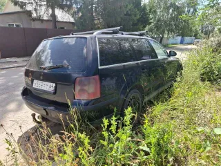 Volkswagen Passat 2005 года, черный цвет. VIN: WVWZZZ3BZ5E158785, ПТС: 39 ТТ 612976, госномер: Х559РТ64. Модель двигателя: AVB, номер двигателя: 725674, мощность: 130 л.с. (95 кВт), объем: 1896 см³. Кузов: WVWZZZ3BZ5E158785, экологический класс: третий. Максимальная масса: 2090 кг, масса без…