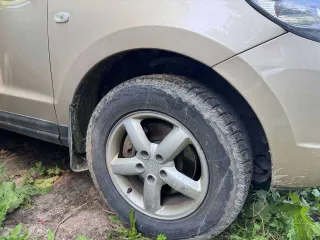 Hyundai Santa Fe 2.7 GLS AT 2007 года выпуска, VIN KMHSH81DP8U248868. Автомобиль на ходу, пробег около 312 000 км, техническое состояние не исследовалось.