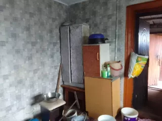 Доля 1/3 в Квартире, площадь 31.6 кв.м., назначение: Жилое, этаж: 1, адрес  местонахождение : Россия, Респ Хакасия, р н Алтайский, д Кайбалы, ул Кравченко, дом 9, квартира 4, кадастровый  условный  номер: 19:04:010201:913  Находится в долевой собственности, размер доли: 1/3