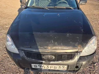 Lada Priora, 2012 года выпуска, 97,9 лс, 284000 км. Легковой автомобиль, VIN: XTA217030D0402038, 97,9 л.с., рабочий объем двигателя 1596 куб. см., разрешенная максимальная масса 1578 кг., масса без нагрузки 1163 кг., цвет: сине-черный, г/н: В943РВ69, пробег примерно 284 000 км.