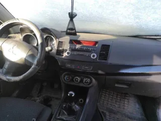 Mitsubishi Lancer 2008 года выпуска, мощность двигателя 143 л/с, 130000 км, VIN JMBSNCY3A8U006073