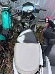 Voskhod, Irbis TTR250, Baotian BT49QT-2C, Irbis, Scorpio, Lifan S-ray, Honda Dio. Годные остатки: 1) Мотоцикл «Восход», без ГРЗ, ключи и документы отсутствуют. 2) Мотоцикл «Ирбис ТТР250», без ГРЗ, ключи и документы отсутствуют. 3) Скутер Baotian BT49QT-2C, без ГРЗ, ключи и документы отсутствуют. 4)…