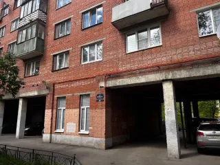 Нежилое помещение, 1.6 кв.м, Санкт-Петербург, 5-я линия В.О., д. 44, литера Б, пом. 8-Н, площадь 1.6 кв.м, назначение: нежилое, этаж № 1, кадастровый номер 78:06:0002025:3158. Право собственности подтверждается записью в Едином государственном реестре недвижимости от 25.07.2024 №…