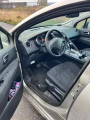 Автомобиль PEUGEOT 3008, идентификационный номер  VIN  VF30U5FEACS022731, тип ТС: легковой, категория ТС: В, 2012 г. выпуска, цвет: серо бежевый, мощность двигателя: 150 л.с. /110 кВт, экологический класс: пятый. Пробег: 126 620 км по спидометру. Государственный регистрационный знак Х 461 МН 51…