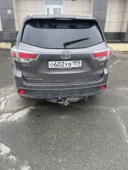 Toyota Highlander 2014 автомобиль Toyota Highlander, 2014 года выпуска, цвет серый, VIN: 5TDDKRFH80S095451, государственный регистрационный номер O602УВ159. Автомобиль приехал на стоянку своим ходом. В настоящий момент автомобиль не заводится. Другой информации по имуществу нет.