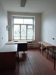 Помещение площадью 84,80 кв.м. адрес (местонахождение) объекта:  646350, Омская обл, Колосовский р-н, Колосовка с, Ленина ул, дом № 8 Помещение площадью 84,80 кв.м. адрес (местонахождение) объекта:  646350, Омская обл, Колосовский р-н, Колосовка с, Ленина ул, дом № 8 
Общая площадь: 84.8…