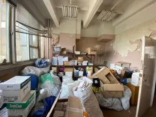 Помещение 105.7 кв. м, Московская область. Площадь 105,70 кв. м, номера на поэтажном плане: этаж 3, пом. 17, 26, 27, 54, 55. Адрес: Московская область, р-н Люберецкий, г Люберцы, пр-кт Октябрьский, д 211. Вход в объект аренды из помещения почтамта, при использовании помещения необходимо учитывать…