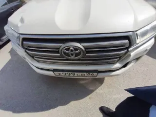 Toyota Land Cruiser 200, 2019 г.в., 249 л.с., 260000 км, полный привод, АКПП, VIN JTMCV05J904274063, гн. Х999СВ86. Автомобиль имеет сколы, вмятины, царапины, повреждения лакокрасочного покрытия и другие дефекты, КЛЮЧИ ОТСУТСТВУЮТ, ДВС не запускался, диагностика технического состояния не проводилась.