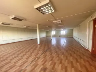 Нежилые помещения кафе и магазина с участками, 738 кв.м, Пермский край — помещение кафе с пристроем, овощной ямой, нежилое, общая площадь 296,2 кв.м., кадастровый номер 59:40:0012804:64 по адресу: г.Чернушка, ул.Ленина, 19; помещение магазина с пристроем, крыльцом, котельной, складом, овощной ямой…