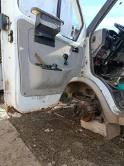 Автомобиль марки 278412 модель 278412 2005 г.в. VIN-номер X9633023052048108 заявки на ознакомление с имуществом принимаются в рабочие дни до дня окончания приема заявок с 09.00-12.00 часов по адресу электронной почты nailrizvanov@mail.ru, тел.: +7 996 335-24-13