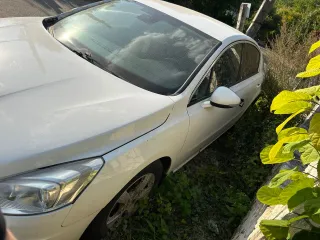 Peugeot 508 2012 года. VIN VF38D5FEACL073652. Неисправен двигатель, транспортное средство самостоятельно не передвигается, кузов поврежден коррозией. Имущество находилось в эксплуатации и является бывшим в употреблении; может иметь скрытые недостатки (неисправности), которые являются следствием…