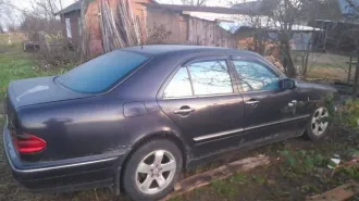 Mercedes-Benz E-Class, 1999 года, 170 лс, 500000 км. Легковой автомобиль Мерседес Бенц Е240 1999 года выпуска VIN WDB2100611B019827 регистрационный номер С857ТМ76.