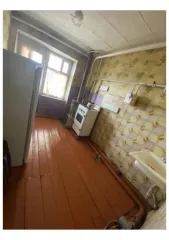 Доли квартиры, 63 кв.м, с. Липовка, Оренбургская область 1/3 доля квартиры в Оренбургской обл. еще 1/3 доля квартиры в Оренбургской обл. еще 1/3 доля в праве на жилое помещение, площадь: 63кв.м., адрес (местонахождение): Российская Федерация, Оренбургская область, м.р-н Бузулукский, с.п. Липовский…