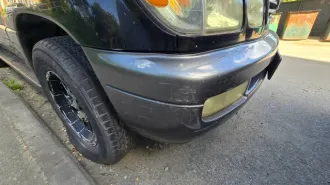 Lexus LX 470 2004, 238 лс, полный привод, АКПП, г/н: В990ЕС125, шасси (рама) № JTJHT00WX43544313
 Не на ходу, проблемы с двигателем 2. Обширные очаги сквозной коррозии на кузове и раме. 3. Требуется ремонт всей ходовой части, ( коррозия и износ ). 4. Требуется перетяжка или замена салона. 5. В…