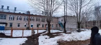 Кирпичное здание, назнач: нежилое, этажей 3, в том числе подземных 1, общ. пл. 980,8 кв.м, кн: 59:03:0400073:11459 с земельным участком  общ. пл. 7739 кв.м, кн: 59:03:0400073:44; кирпичное здание хозяйственного корпуса, назнач: нежилое,  этажей 1, в том числе подземных подвал, общ. пл.76,2 кв.м…