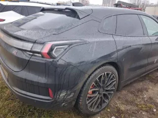 Zeekr 001 2023 года выпуска, черный цвет. VIN: L6T79T2E2PP032563, государственный номер А636НУ18.