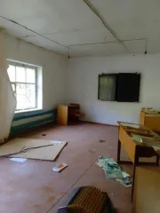Нежилое здание с кадастровым номером 02:30:220501:213, площадью 283,8 кв.м. Земельный участок с кадастровым номером 02:30:220501:375, площадью 5687 кв.м. Нежилое здание (начальная школа), общей площадью 283,8 кв.м, этажей - 1, 2000 года завершения строительства. Земельный участок общей площадью…