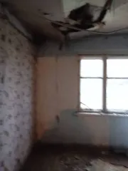 1/2 доли квартиры (47.2 кв.м) и 1/2 доли земельного участка (215 кв.м) в Курганской обл. 1/2 доли в праве на земельный участок, площадью 215 +/- 5 кв.м., назначение: земли населенных пунктов, вид разрешенного использования: жилая застройка (двухквартирный дом), адрес (местонахождение): Россия…