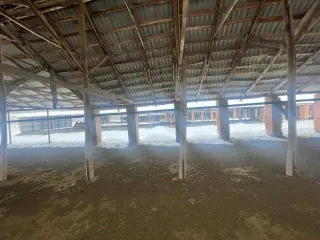 Формовочное отделение, кольцевая печь, сушильные сараи общей площадью 1653,8 кв.м. Здание, кадастровый номер 01:01:3601000:455 — формовочное отделение, общая площадь 273,6 кв.м., инвентарный номер 79:205:002:600003010:0500, литер Д, этажность 1, расположено по адресу: Россия, Республика Адыгея…