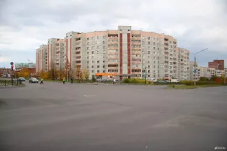 Трехкомнатная квартира общей площадью 101 кв.м., расположенная по адресу: Свердловская область, г. Лесной, ул. Ленина, д. 11, кв. 12. Кадастровый номер: 66:54:0101017:674.