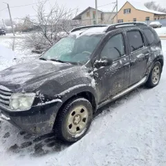 Renault Duster 2012 года, черный, пробег 404562 км, Волгоградская область, Суровикино. VIN X7LHSRH8547874325. Состояние неудовлетворительное, не на ходу, требуется капитальный ремонт двигателя.