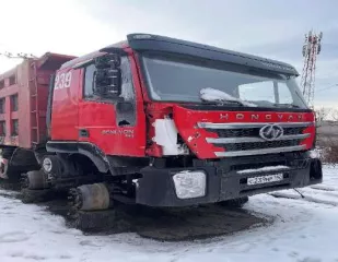 Автомобиль-самосвал Hongyan CQ3406HV39, VIN LZFF31T62MD038834, 2021 года выпуска, гос. рег. знак С437МН142. Отсутствуют ключи.