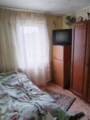 Дом 33,8 кв.м. и земельный участок 3400 кв.м. в Воронежской области, Острогожский район, село Ближняя Полубянка, улица Центральная, д. 15. Назначение здания: жилое. Назначение земельного участка: земли населённых пунктов. Кадастровый номер здания: 36:19:5800003:48. Кадастровый номер земельного…