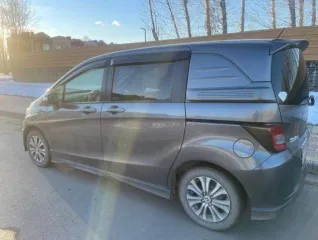 Автомобиль Honda Freed Spike 2012 года выпуска, 118 л.с., пробег 122000 км. Кузов № GB31420888.