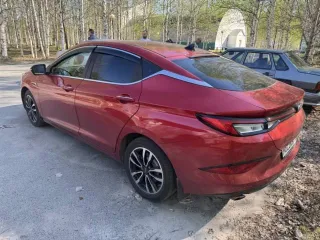 JAC J7, 2023 года, 136 лс, АКПП, легковой автомобиль. VIN – LJ12FKT3XP4031733. В залоге у ПАО «Банк Уралсиб».