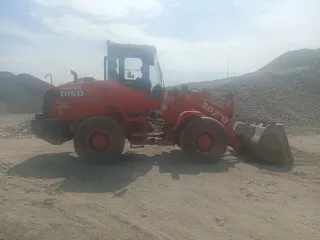 Погрузчик DISD SD200, оранжевый, 2019, пробег   нет данных, VIN DXCCWLBDVK0010768, Свердловская обл., г. Красноуфимск, ограничения и обременения: отсутствуют ключи, зарегистрирован за должником Банка, перерегистрация автомобиля на нового владельца будет осуществлена после заключения договора купли…