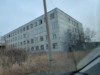 Недвижимое имущество: (1) Сооружение, 24:12:0380107:501, Нежилое (сооружение), склад временного содержания, Красноярский край, Енисейский район, с. Верхнепашино, ул. Советская, 1В/8, 641 кв. м; (2) Здание, 24:12:0380107:512, Нежилое, 663148, Россия, Красноярский край, Енисейский район, с…