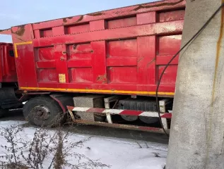 Автомобиль-самосвал Hongyan CQ3406HV39, VIN LZFF31T68MD037381, 2021 года выпуска, гос. рег. знак Р701МН142. Отсутствуют ключи.