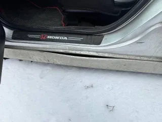Honda Fit, 2004 года, 86 лс, 214620 км, АКПП, автомобиль легковой, г/н Х358ВВ138, № кузова GDI-2011614, цвет серый.