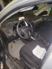 Toyota Corolla, 2008. Автомобиль марки TOYOTA модель Corolla, 2008 г.в., VIN-номер JTNBC58E10J008479. С имуществом, являющимся предметом торгов, можно ознакомиться по предварительной записи у организатора торгов по адресу электронной почты nastylevina@yandex.ru.