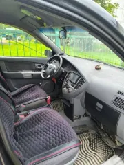 Kia Carens 2005 года, 105 л.с., пробег 201664 км. Цвет темно-зеленый. VIN: KNEFC525155398602. Категория B (M1). ПТС 71ОС 745362. Не на ходу. Требуется переварка порогов и задних внутренних арок, ремонт электрики, системы охлаждения и двигателя. Имеются коррозия, вмятины кузова, требуется покраска…