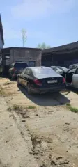 Автомобиль Mercedes-Benz S500, 2013 год выпуска.